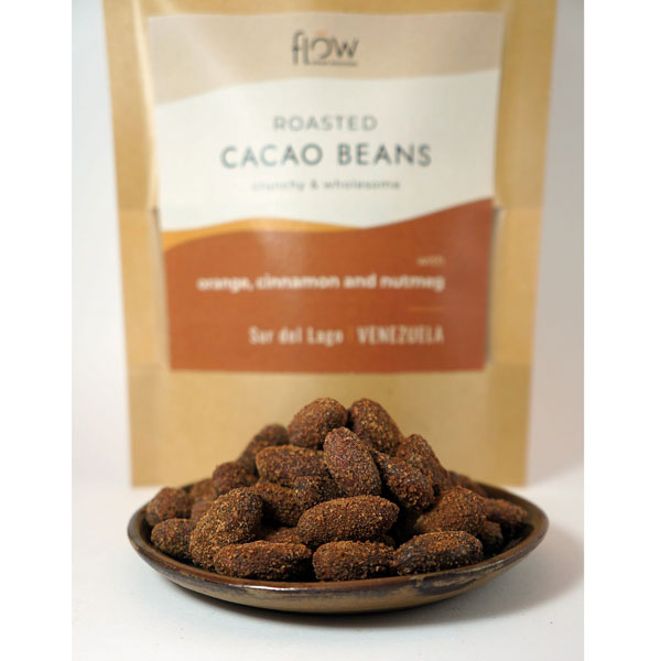 Печени какаови зърна с портокал, канела и индийско орехче /веган/ 'Flow Cacao'